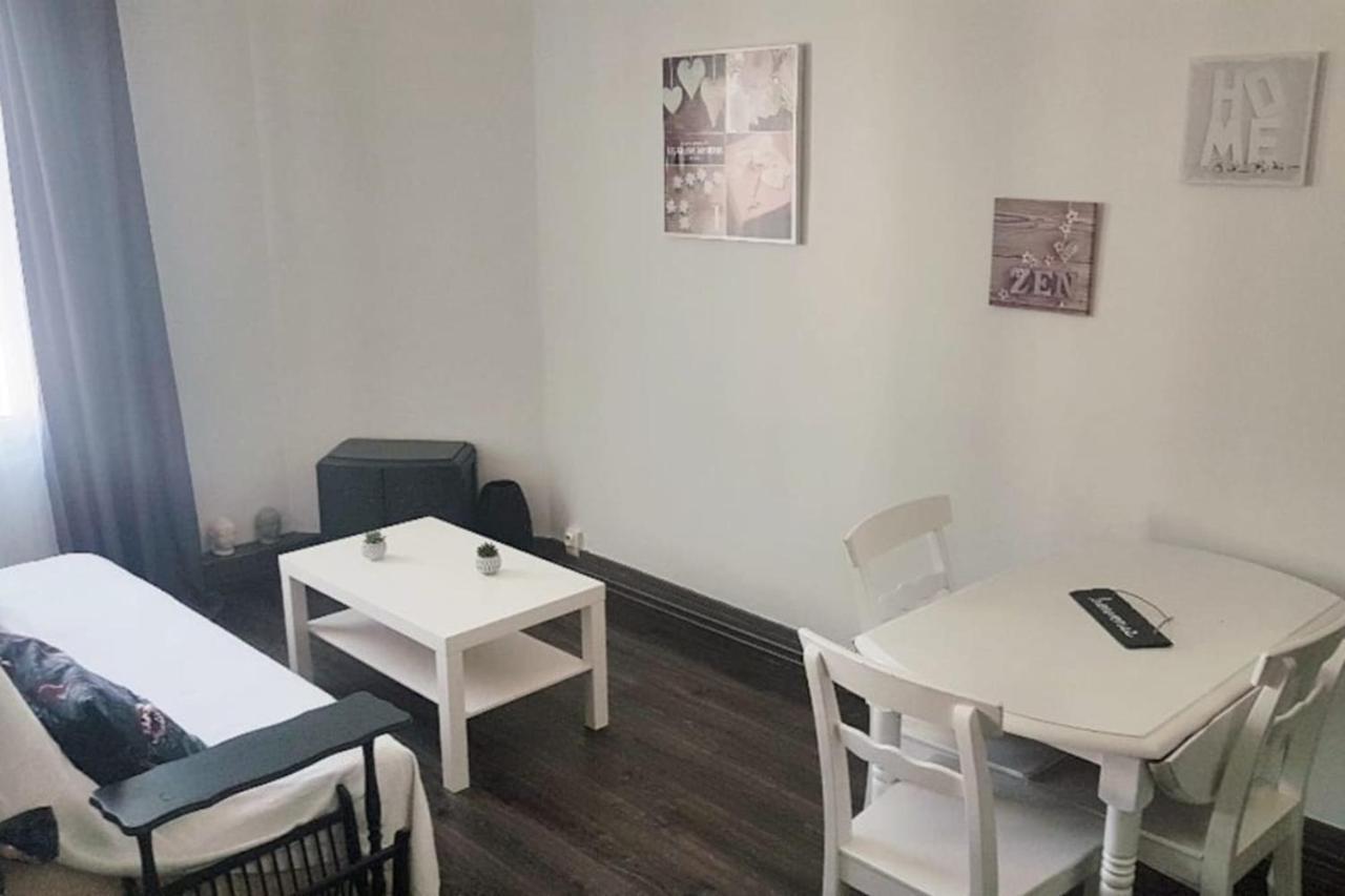 Charmant Type 2 Proche Gare Apartment Тур Екстериор снимка